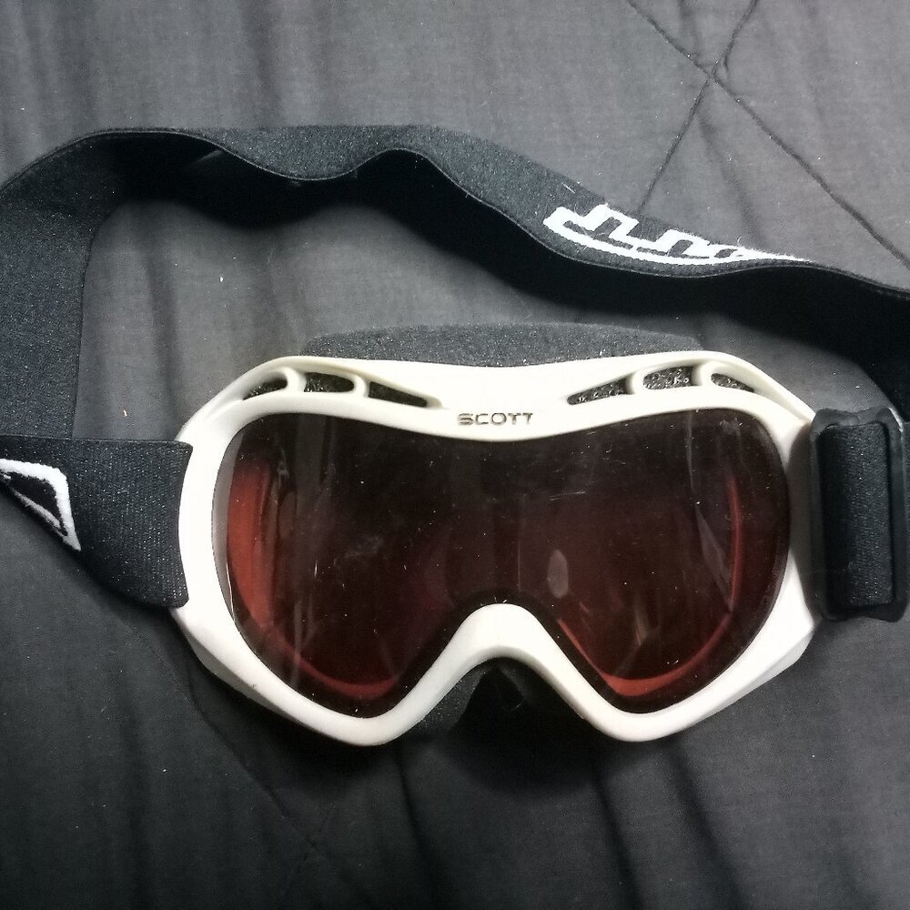 Vintage Scott Ski Snowboard Goggles White